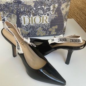 J'ADIOR SLINGBACK PUMP